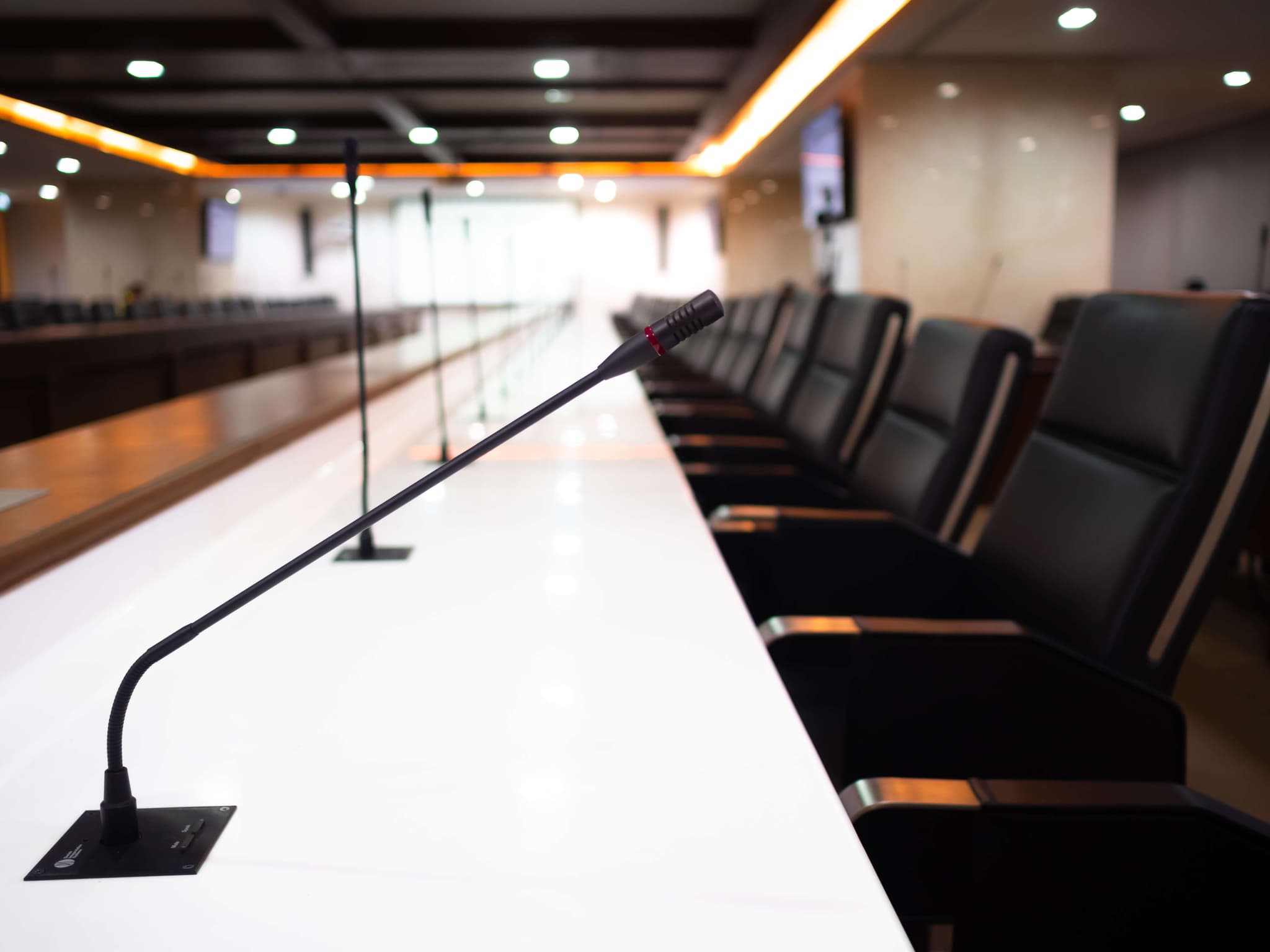 audio-visual problem illustration